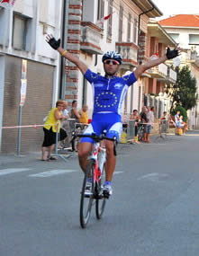 Complimenti a Simone Sorace che si aggiudica il campionato Europeo UDACE 2010!